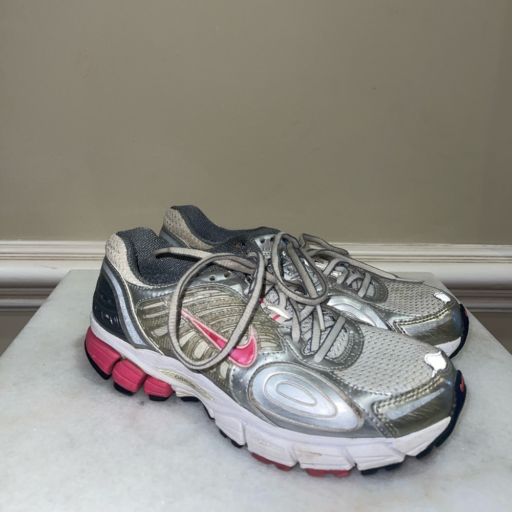 Women’s Nike Pink Vomero 4 Bowerman Series Trainer Sneakers